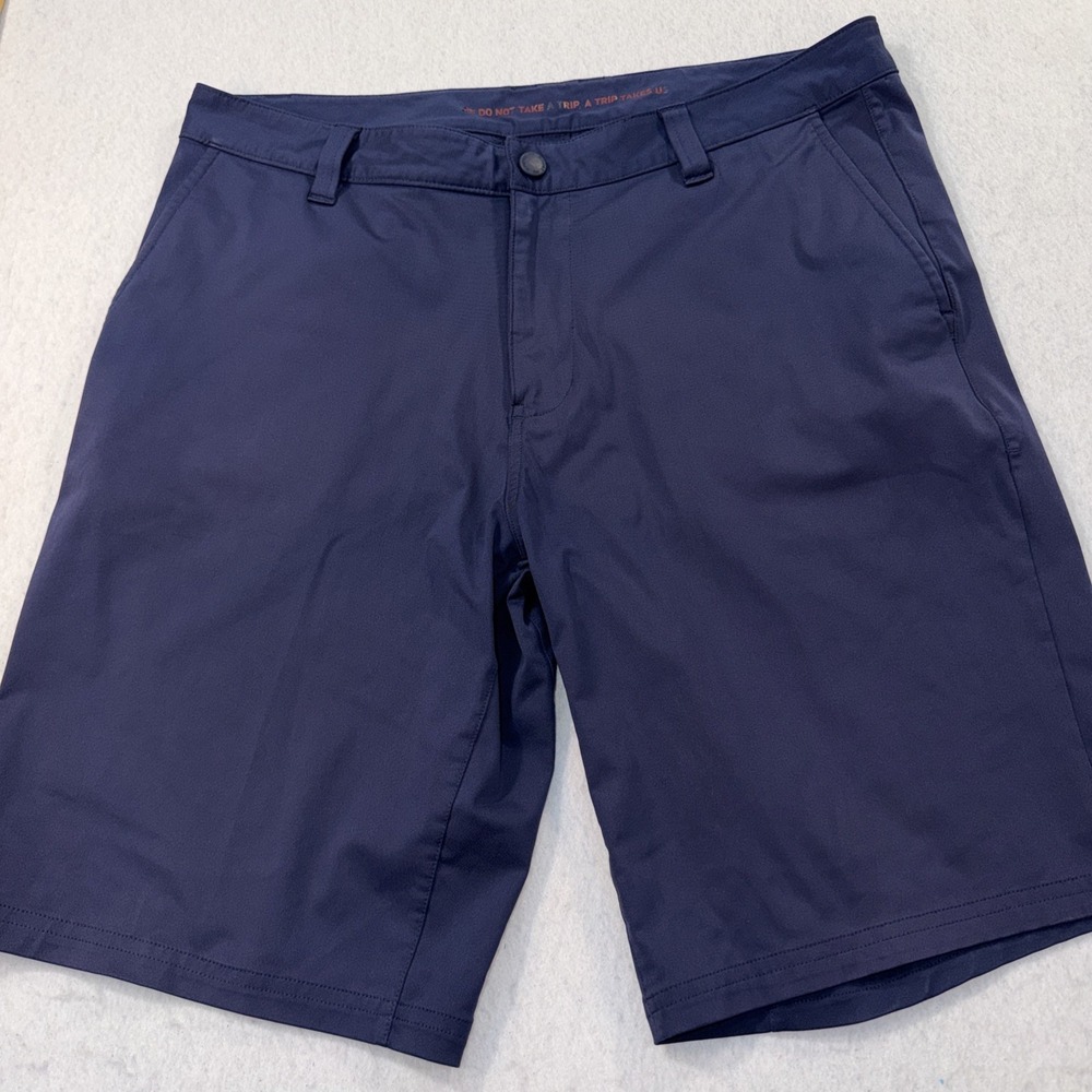 RHONE Mens Navy Blue Performance Golf Chino Shorts  Size 34, 10.5 Inseam EUC‎